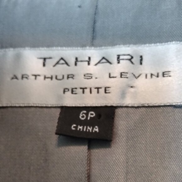 Tahari Arthur S Levine Petite Light Charcoal Grey Stylish Peplum Blazer Sz 6P - Picture 6 of 10